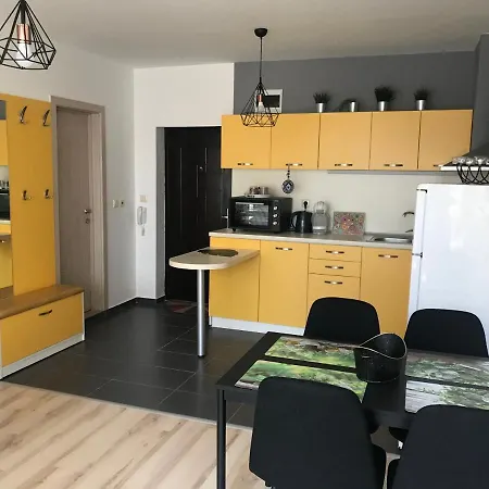 натали Apartament Gmina Pomorie